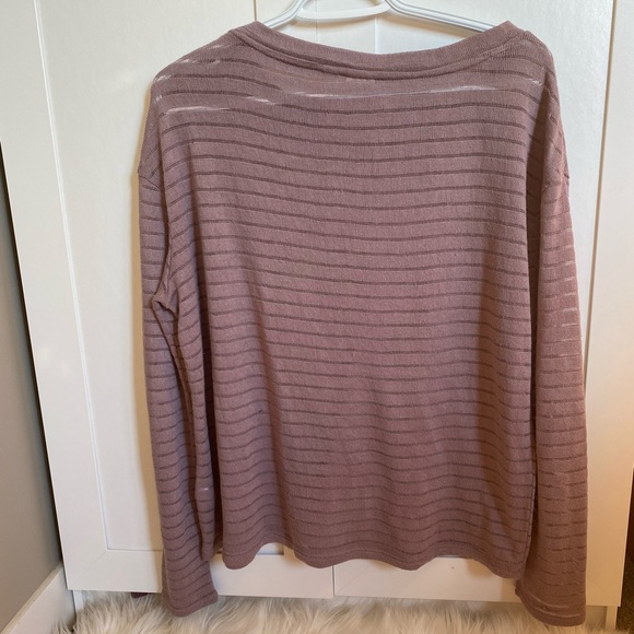 2/$30 ⚡️ - SHIRT | Women’s 14th & union size small - Picture 3 of 3